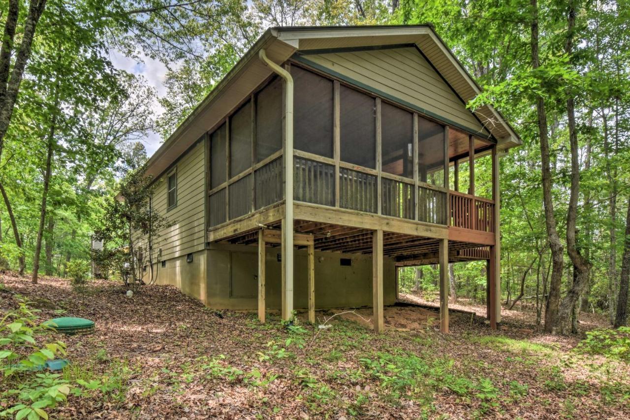 The Honeybee Cabin With Private Porch And Hot Tub Clarkesville Exterior foto
